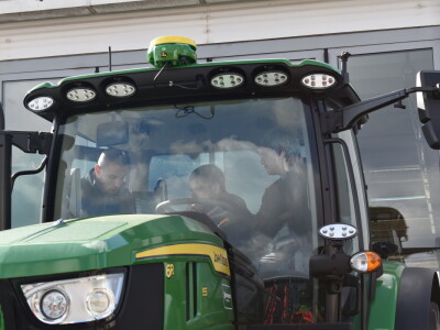 Edukacija o pametnoj i preciznoj poljoprivredi: Novocommerce International