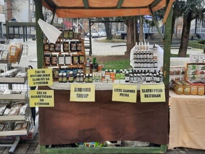 "Eko Etna" u ponudu uvrstila tečni koncentrat i sadnice stevije