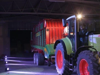 Tratkor Claas Arion