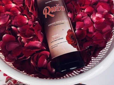 Emir Hadžijusufović proširio paletu proizvoda od ruže Emir Hadžijusufović proširio paletu proizvoda od ruže