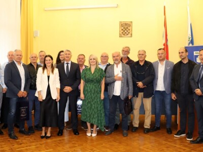 OTVORENO S NAJBOLJIMA - Božidar Longin: Rentijersko gospodarstvo neće uroditi plodom!