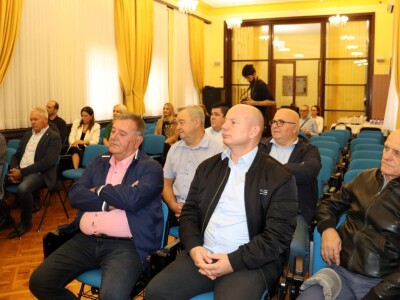 OTVORENO S NAJBOLJIMA - Božidar Longin: Rentijersko gospodarstvo neće uroditi plodom!