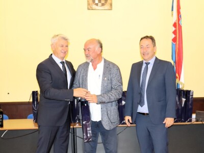 OTVORENO S NAJBOLJIMA - Božidar Longin: Rentijersko gospodarstvo neće uroditi plodom!