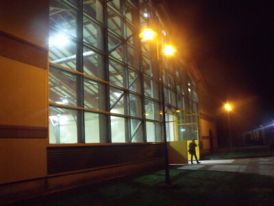 Impozantno zdanje zatvorene jahaonice