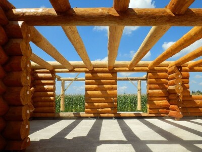 Etnolog Milan Drmić bavi se rijetkim zanatom - seli stare drvene kuće