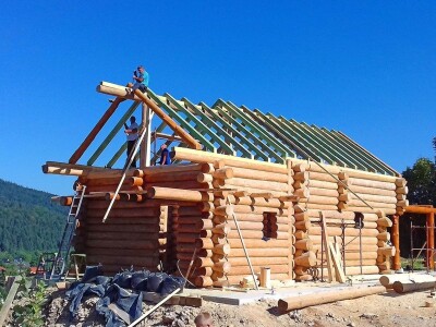 Etnolog Milan Drmić bavi se rijetkim zanatom - seli stare drvene kuće