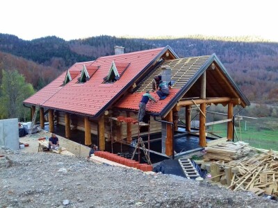 Etnolog Milan Drmić bavi se rijetkim zanatom - seli stare drvene kuće