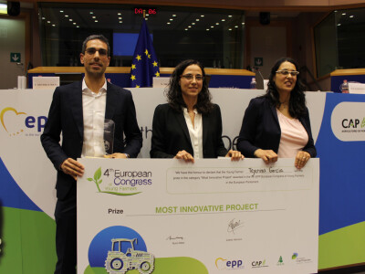 Španjolski poljoprivrednici dobili su nagradu za najinovativniji projekt Španjolski poljoprivrednici dobili su nagradu za najinovativniji projekt