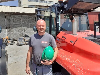 Euromarkt - viličari i utovarivači u Petrokemiji