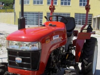 Traktor EuroWolf 254