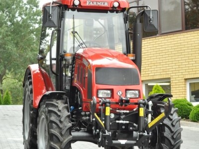 Traktor Farmer F3