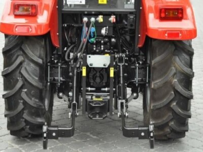 Traktor Farmer F3