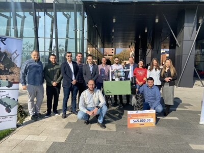 Robot Agar firme Coming iz Niša