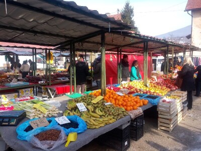 Fahira i Adil Prijić: Iz perspektive prodavača na pijaci