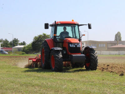 Farmshow 2016 - prezentacije strojeva u radu
