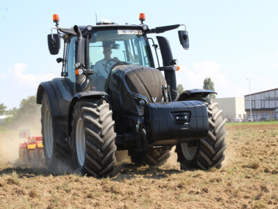 Farmshow 2016 - prezentacije strojeva u radu
