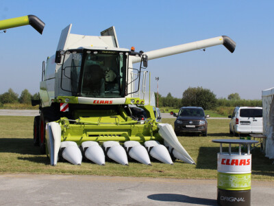 Claas kombajn
