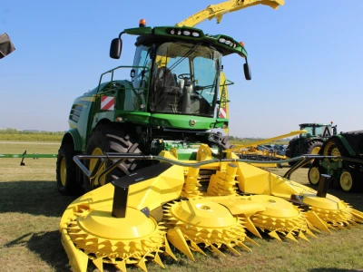 John Deere kombajn