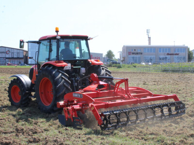 Farmshow 2016 - prezentacije strojeva u radu