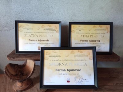 Farma "Ajanović"