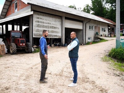 Farma Dejana Simića iz Grabik Ilove