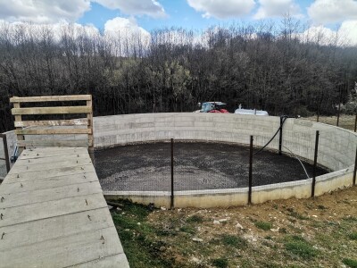 Farma muznih krava u Vitezu