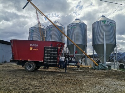 Farma muznih krava u Vitezu