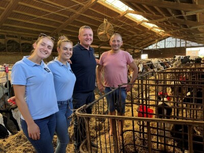 Farmer Marijan Hartman u Svetom Ivanu Žabnom uzgaja 250 grla stoke