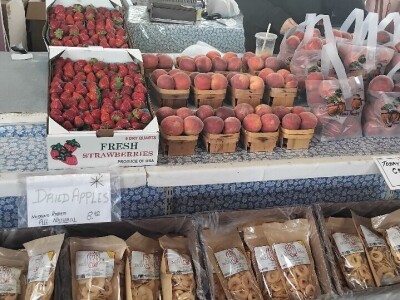 Farmers market u Sjevernoj Karolini Farmers market u Sjevernoj Karolini