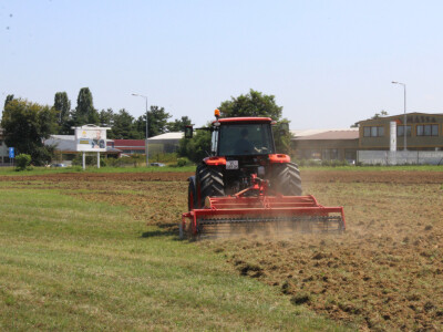 Zemljana površina nakon prohoda tanjurače