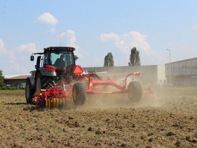 Kratka tanjurača Vaderstad Carrier XL 425