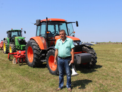 Lazar Grubić iz tvrtke Sekra d.o.o., održava prezentiranje strojeva