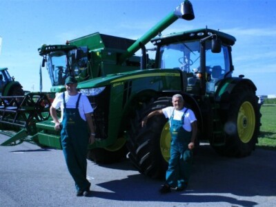 Vrijedni radnici tvrtke Novocommerce