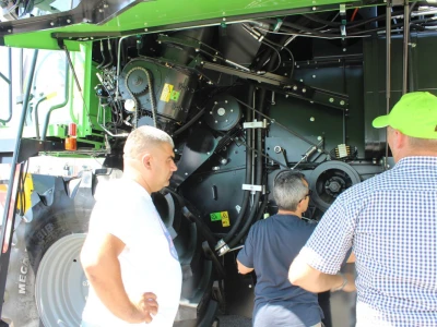Farm Show Osijek 2017 - Kombajni