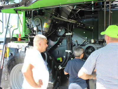 Farm Show Osijek 2017 - Kombajni