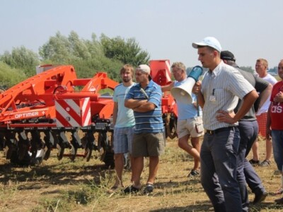 JD 6170M + Kuhn Optimer + vučena kratka tanjurača