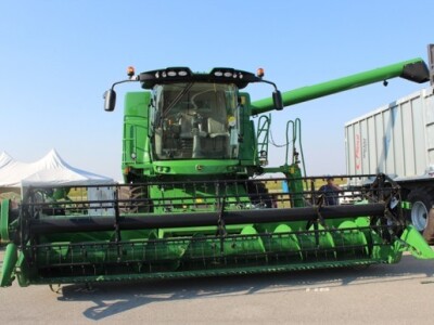 John Deere na FarmShow 2015