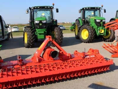 John Deere na FarmShow 2015