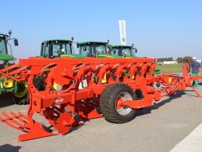 John Deere na FarmShow 2015