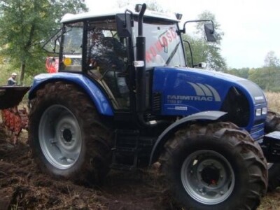 Traktor Farmtrac Premium linija