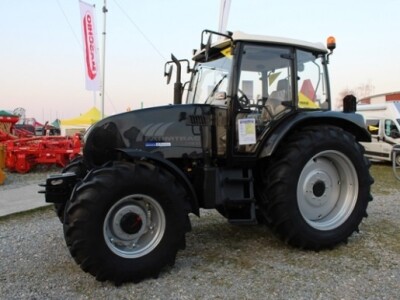 Traktor Farmtrac Premium linija