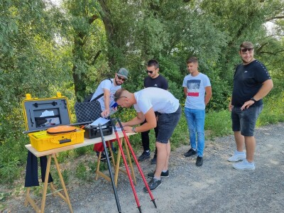 Fazos, dron, novi studij