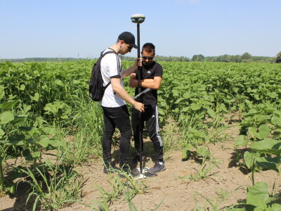 Fazos, dron, novi studij