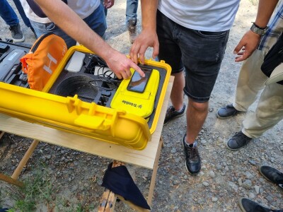 Fazos, dron, novi studij