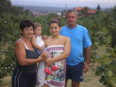 Mladi i stariji skupa OPG Čutić Mladi i stariji skupa OPG Čutić