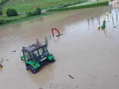 Katastrofalne poplave u Bužimu