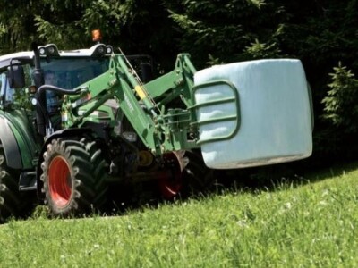 Traktor Fendt 200 Vario