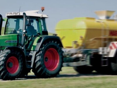 Traktor Fendt 400 Vario