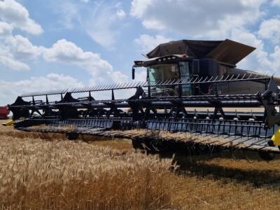 Fendt Ideal kombajni u Vupiku i PIK-u Vinkovci Fendt Ideal kombajni u Vupiku i PIK-u Vinkovci