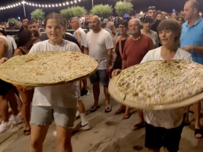Festival soparnika u Dugom Ratu Festival soparnika u Dugom Ratu